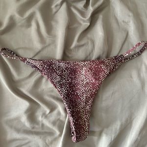 BENOA SWIMWEAR BOTTOMS